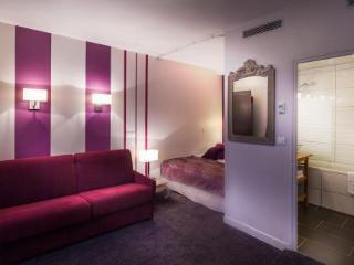 Hotel Du Lion D'or Louvre Paris