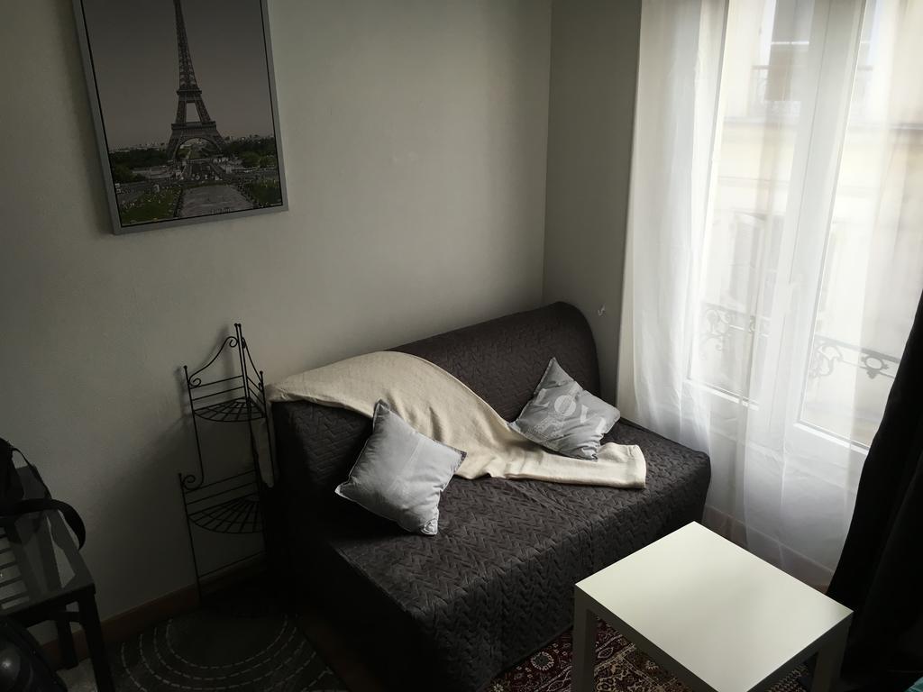 Apartment Eiffel Tower Champs De Mars Paris