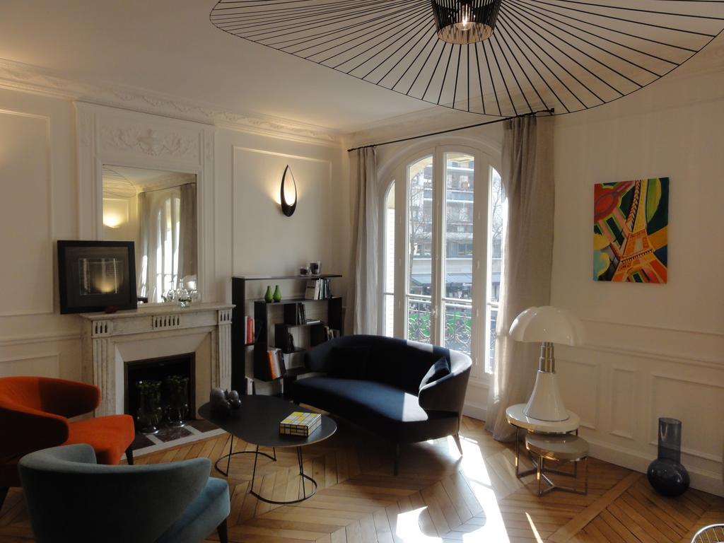 Couette-café Relais12bis By Eiffel Tower Paris
