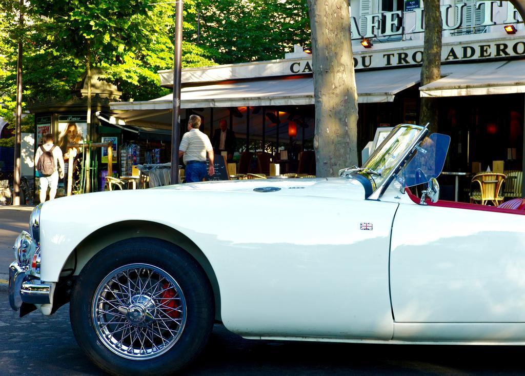 Du Square, Luxury Couette-café Paris
