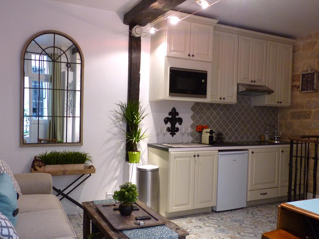 Apartamento Unique Souplex On Ile Saint Louis Paris