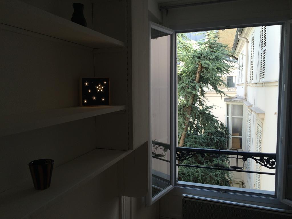 Apartment Du Mont Tonnerre Paris