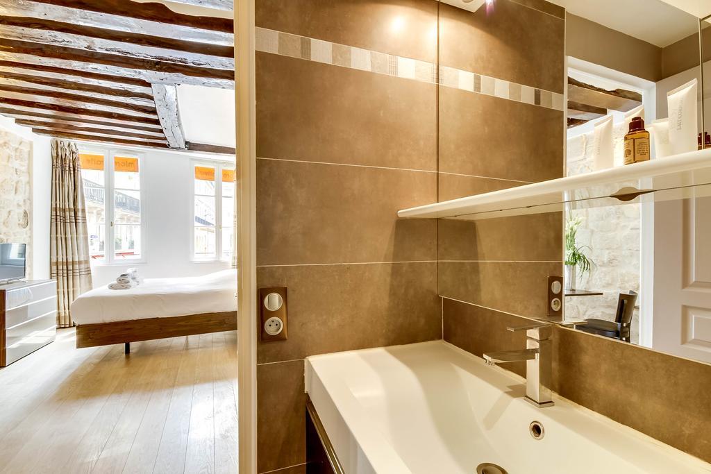 Upper Class Suites - Rue Saint Honore