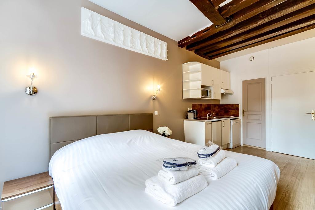 Upper Class Suites - Rue Saint Honore *