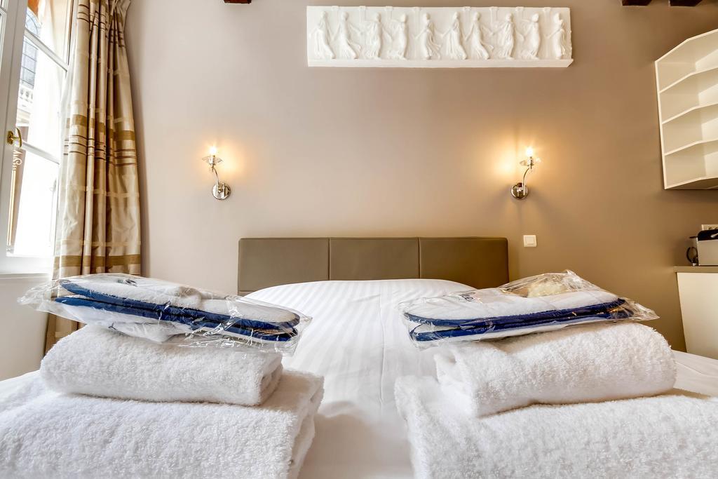 Upper Class Suites - Rue Saint Honore *