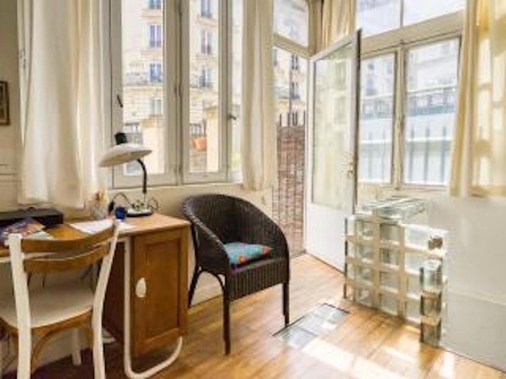 2 Pieces Proche Du Sacre Coeur Apartment *