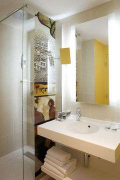 Ibis Avenue De La Republique 3* Paris