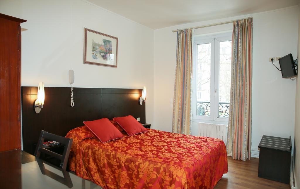 Amiot Hotel