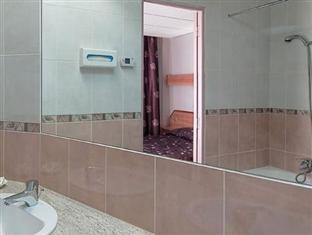 Hotel Des Trois Gares Paris