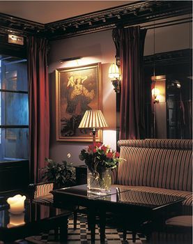 D'estrées Hotel