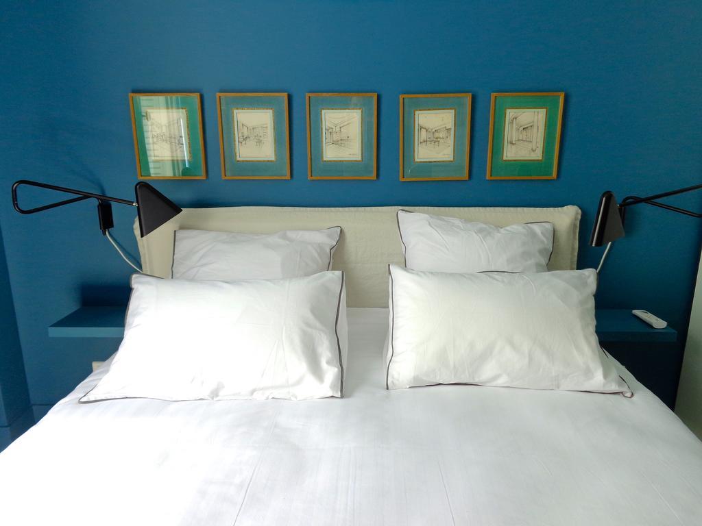 Du Square, Luxury Couette-café 2*