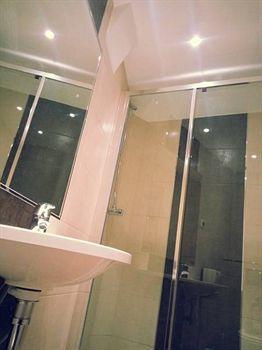 Hotel Vintage Gare Du Nord By Hiphophostels 2*