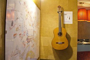 Vintage Gare Du Nord By Hiphophostels Hotel 2*