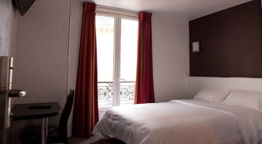 Royal Wagram 2* Paris