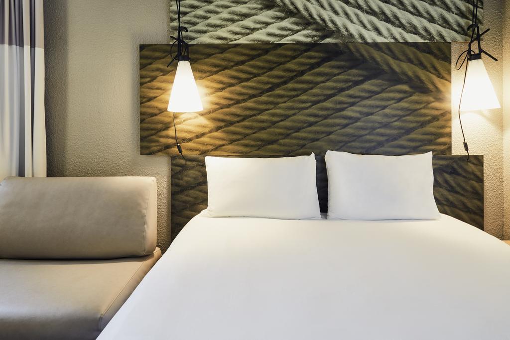 Ibis Gare De L'est Tgv Hotel 3*