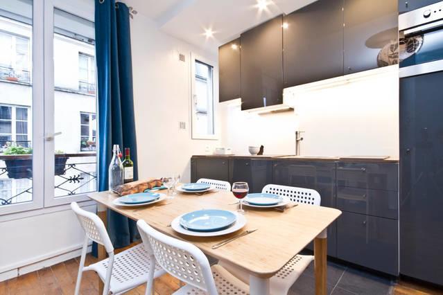 Bright And Newly Renovated Apartment, Hip Canal Saint-martin Area, Appartement *
