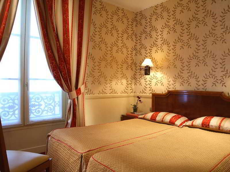 Hotel Du Theatre By Patrick Hayat Paris