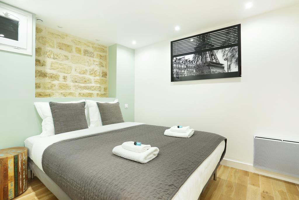 Appartement Rent A - Charon 3 *