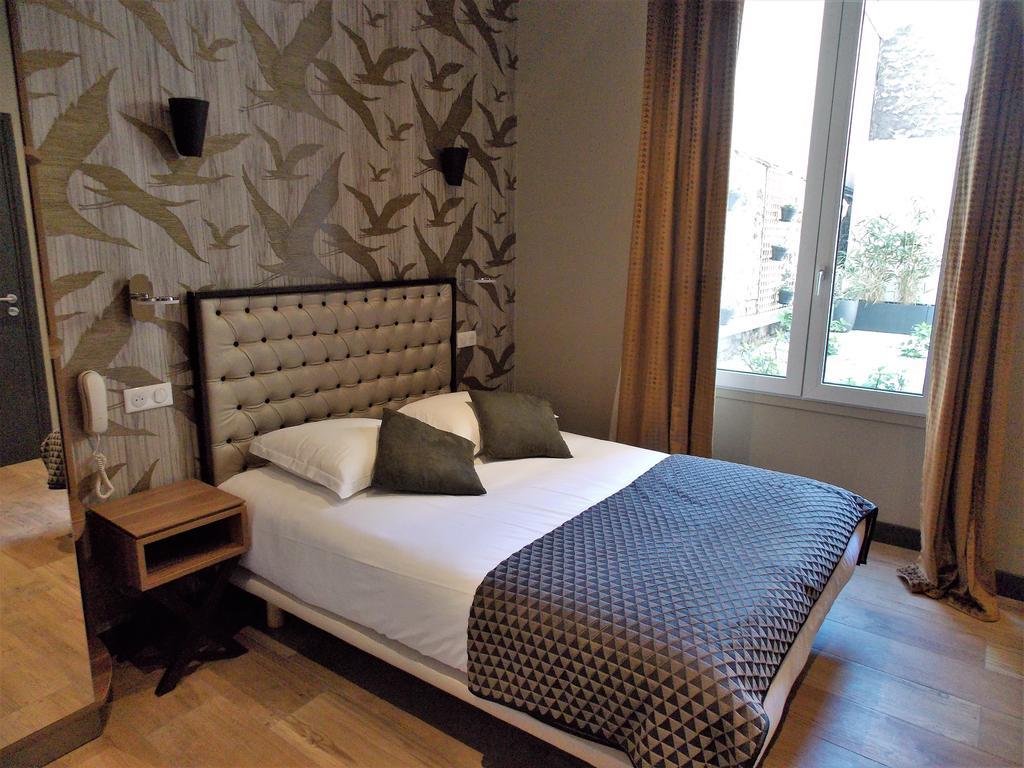 Excelsior Batignolles Paris