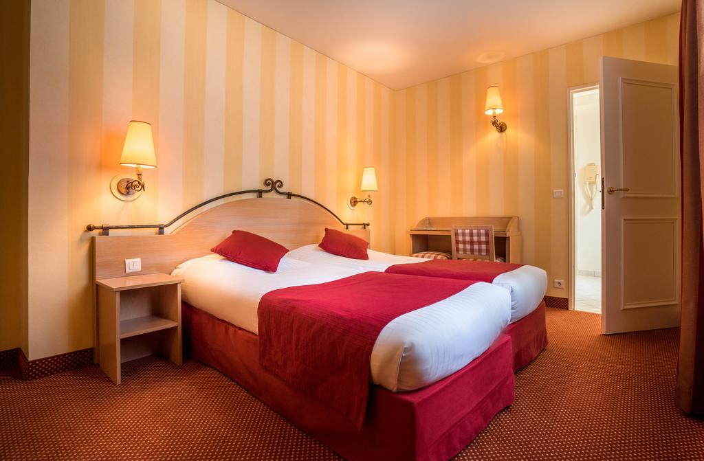 Delambre Hotel