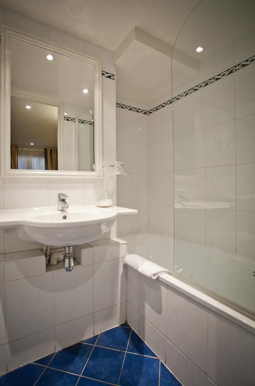 Austin's Arts Et Metiers Hotel 3*