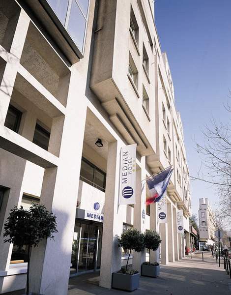Median Porte De Versailles Paris