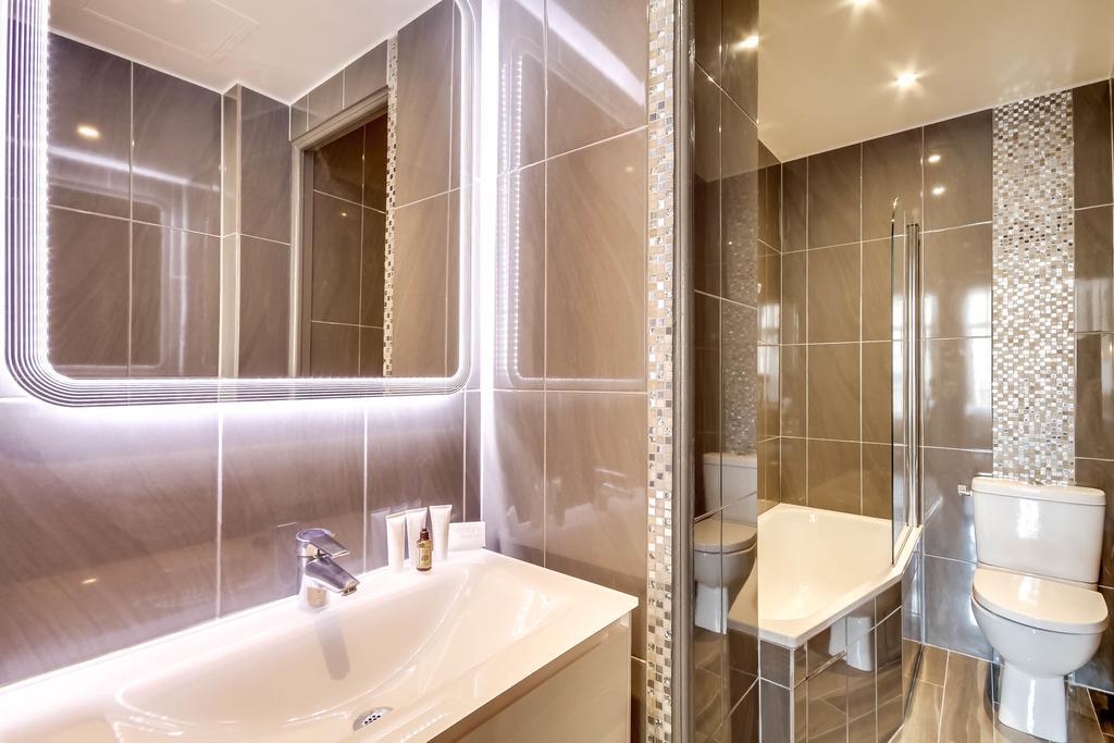 Upper Class Suites - Rue Saint Honore Apartment
