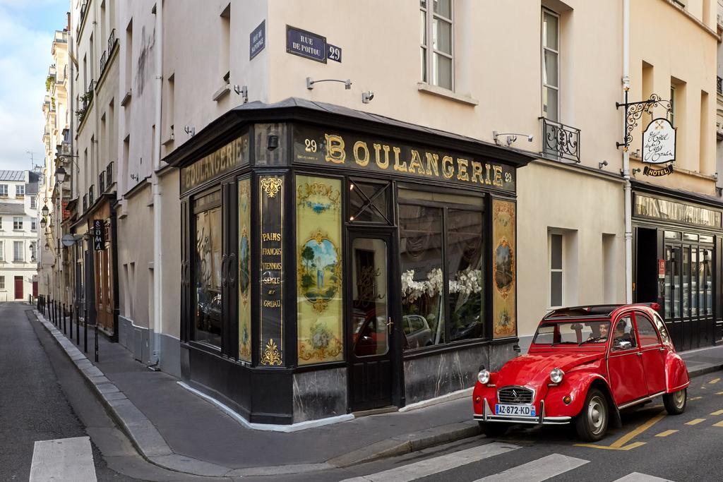 Hotel Du Petit Moulin, Haute Couture By Lacroix Paris