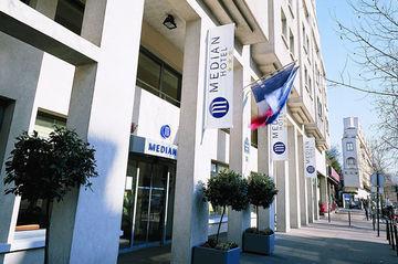 Median Porte De Versailles Hotel