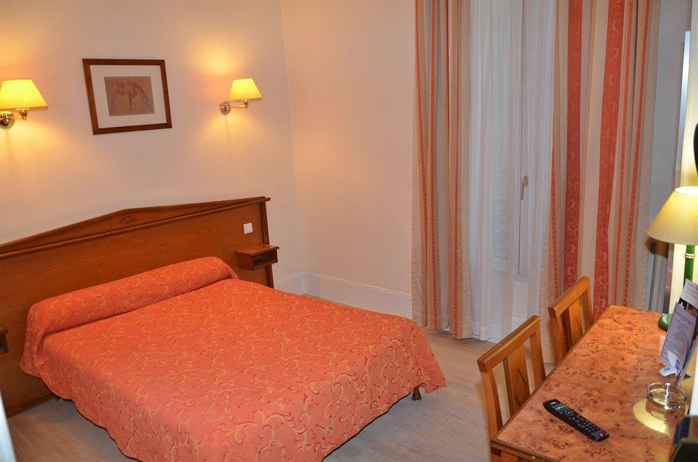 Richmond Gare Du Nord Hotel