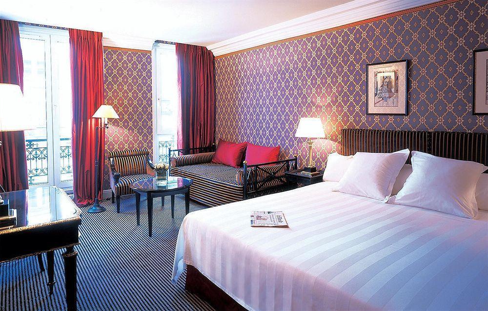 D'estrées Hotel 4*