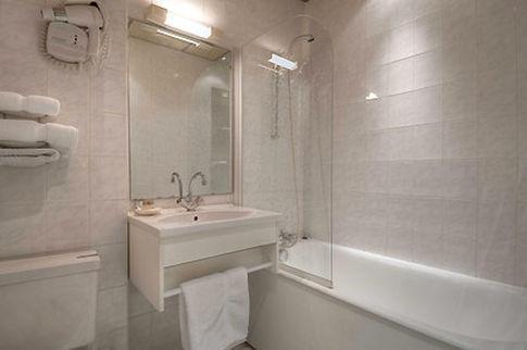 Hotel Des Trois Gares 3*