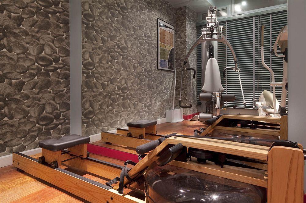 Hotel Louvre Bons Enfants 3*