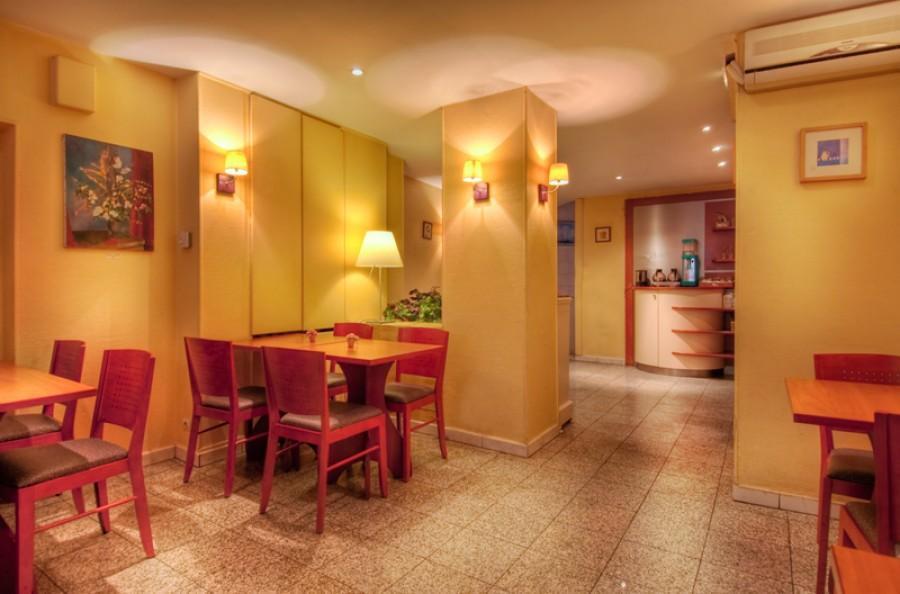 Hotel De Opera 2*