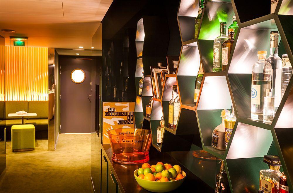 Odyssey Hotel 3*