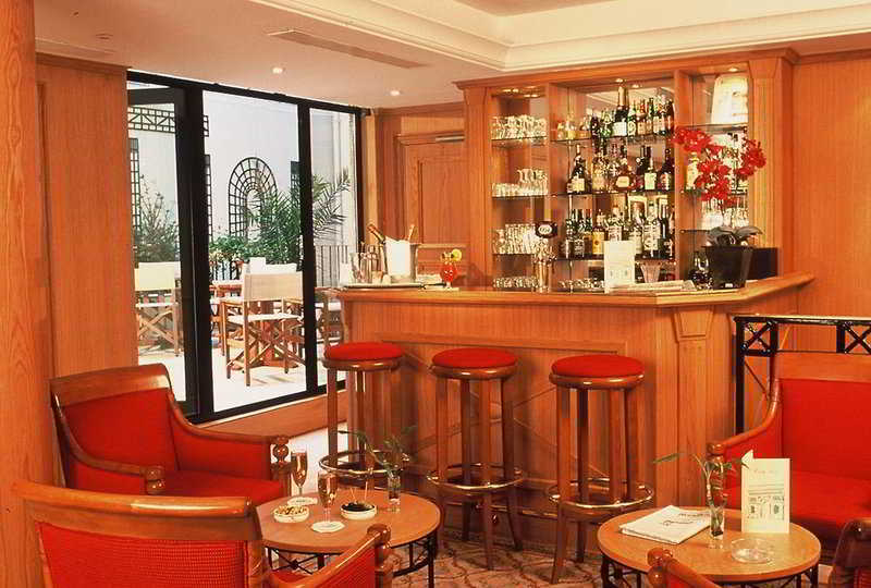 Xo Hotel 4*