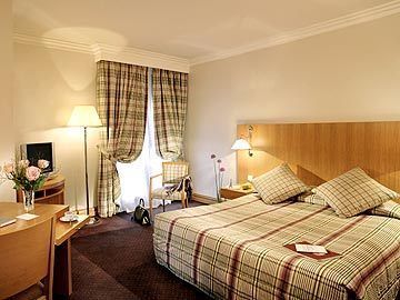 Hotel La Du Roy Champs Elysees 4*