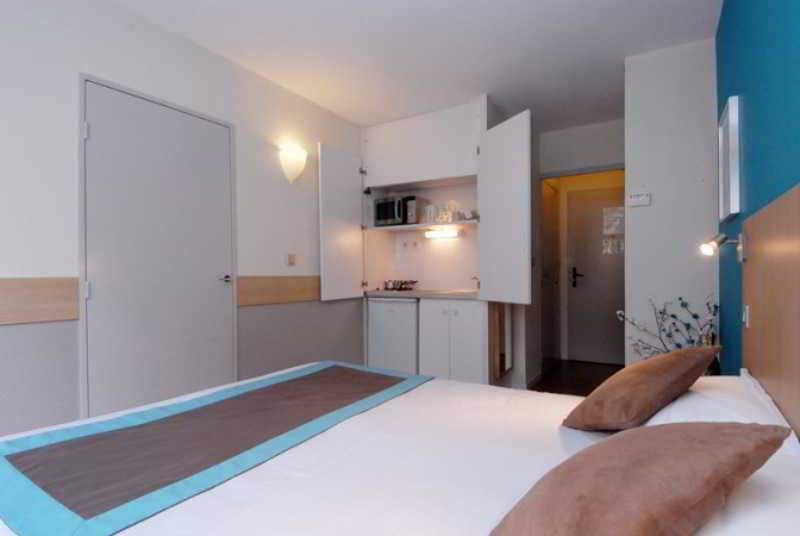 Aparthotel Staycity Gare De L'est 3*