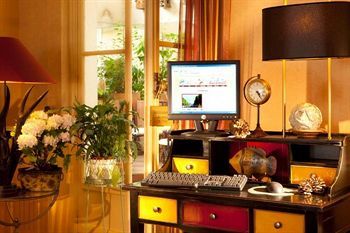 D'albion 3* Paris