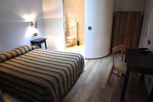 Hotel Chabrol Opera Paris