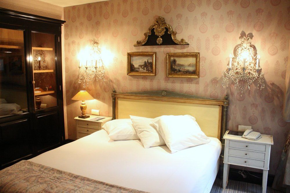 Hotel Du Romancier 4*
