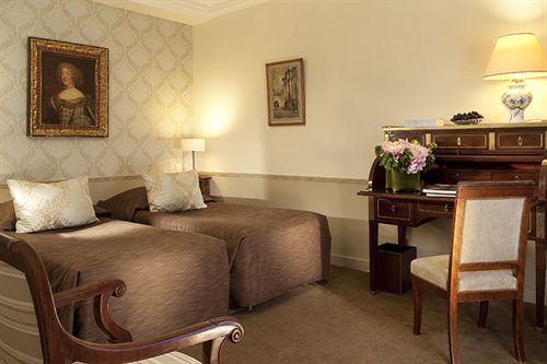 Hotel Des Saints Peres - Esprit De France Paris