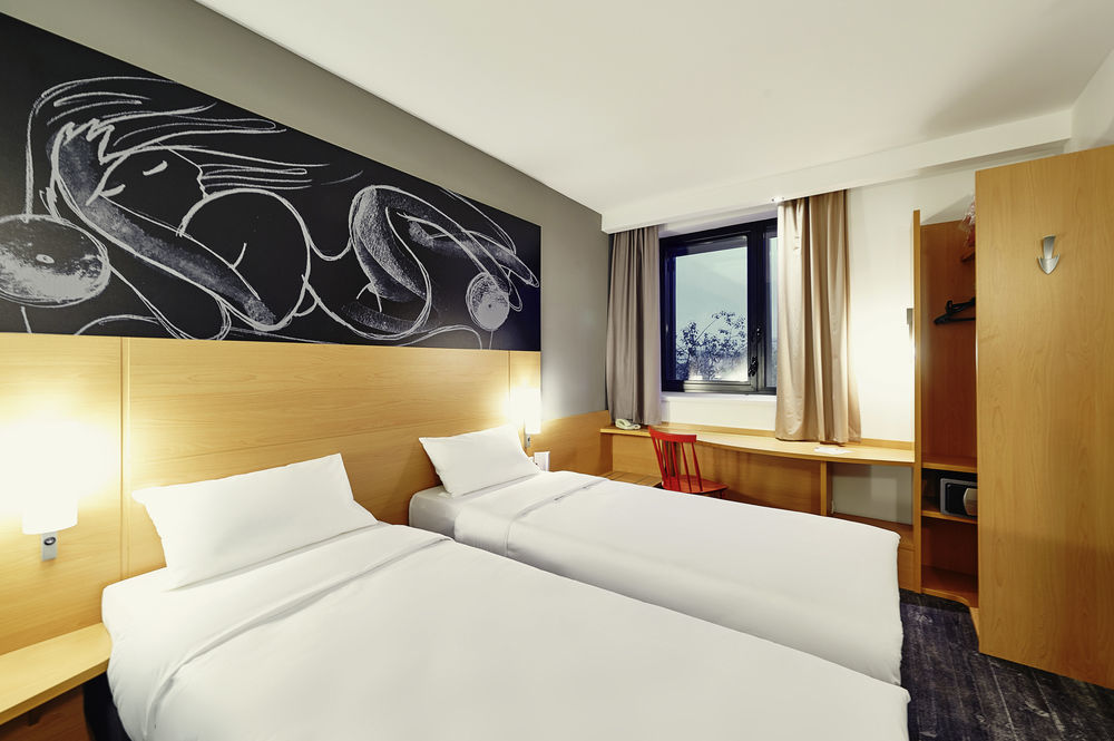 Hotel Ibis Gare De L'est Tgv
