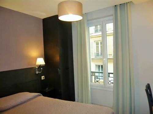 Bonsejour Montmartre 2*