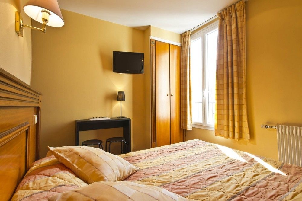 Korner Montmartre 3* Paris