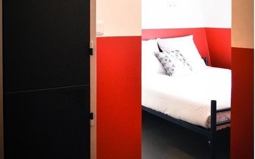 Beautiful Belleville Hotel & Hostel *