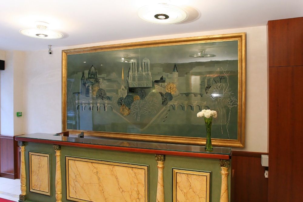 Lena Hotel