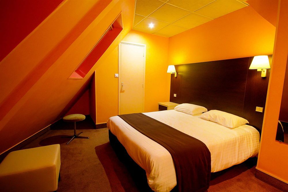 Des Trois Gares Hotel 3*