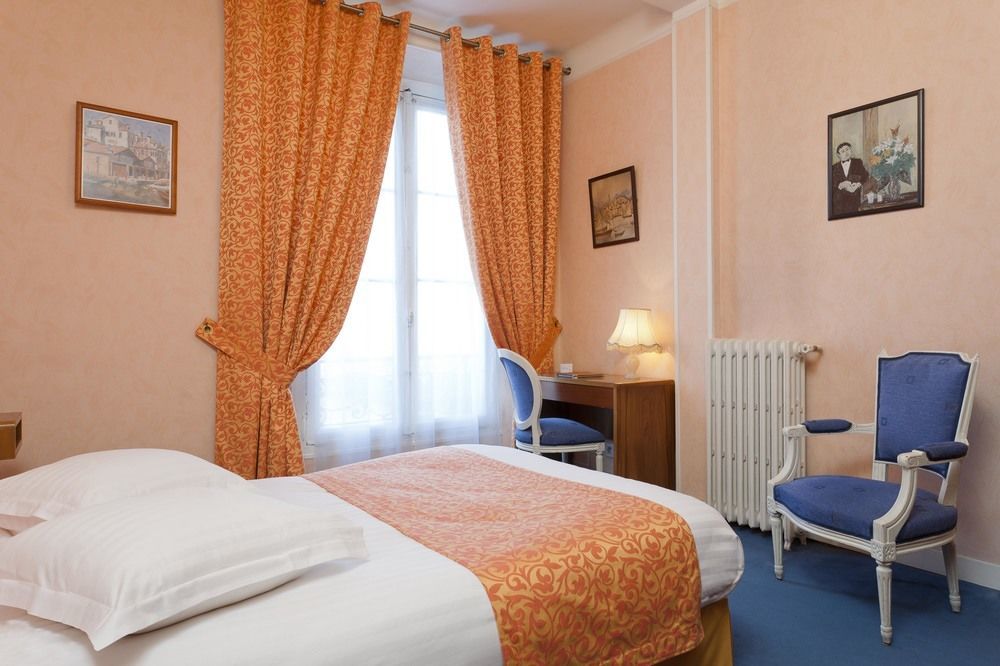 Du Quai Voltaire 3*