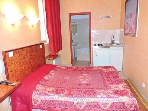 De Bourgogne 3* Paris